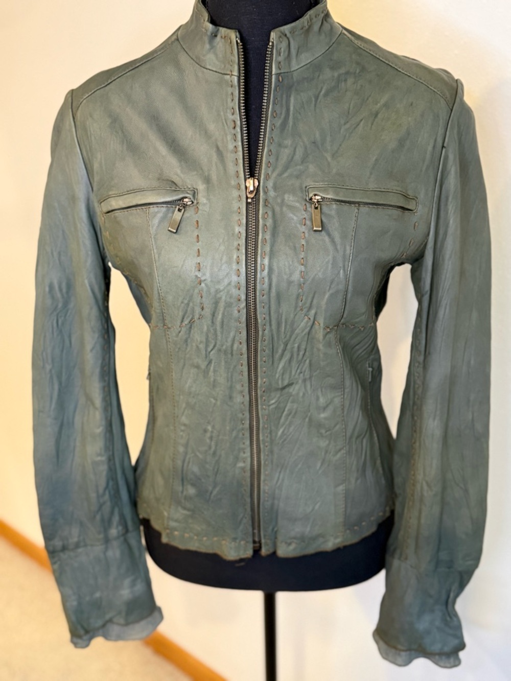 Vintage Alexander Julian Olive Green Genuine Leather Moto Jacket Small